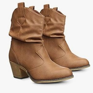 Charles Albert Women's Modern Western Cowboy Distressed Boot with Pull Up Tabs